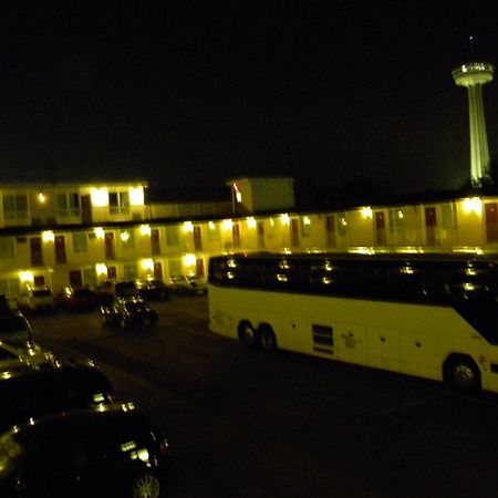 Fairway Inn By The Falls Niagara-Fälle Exterior foto