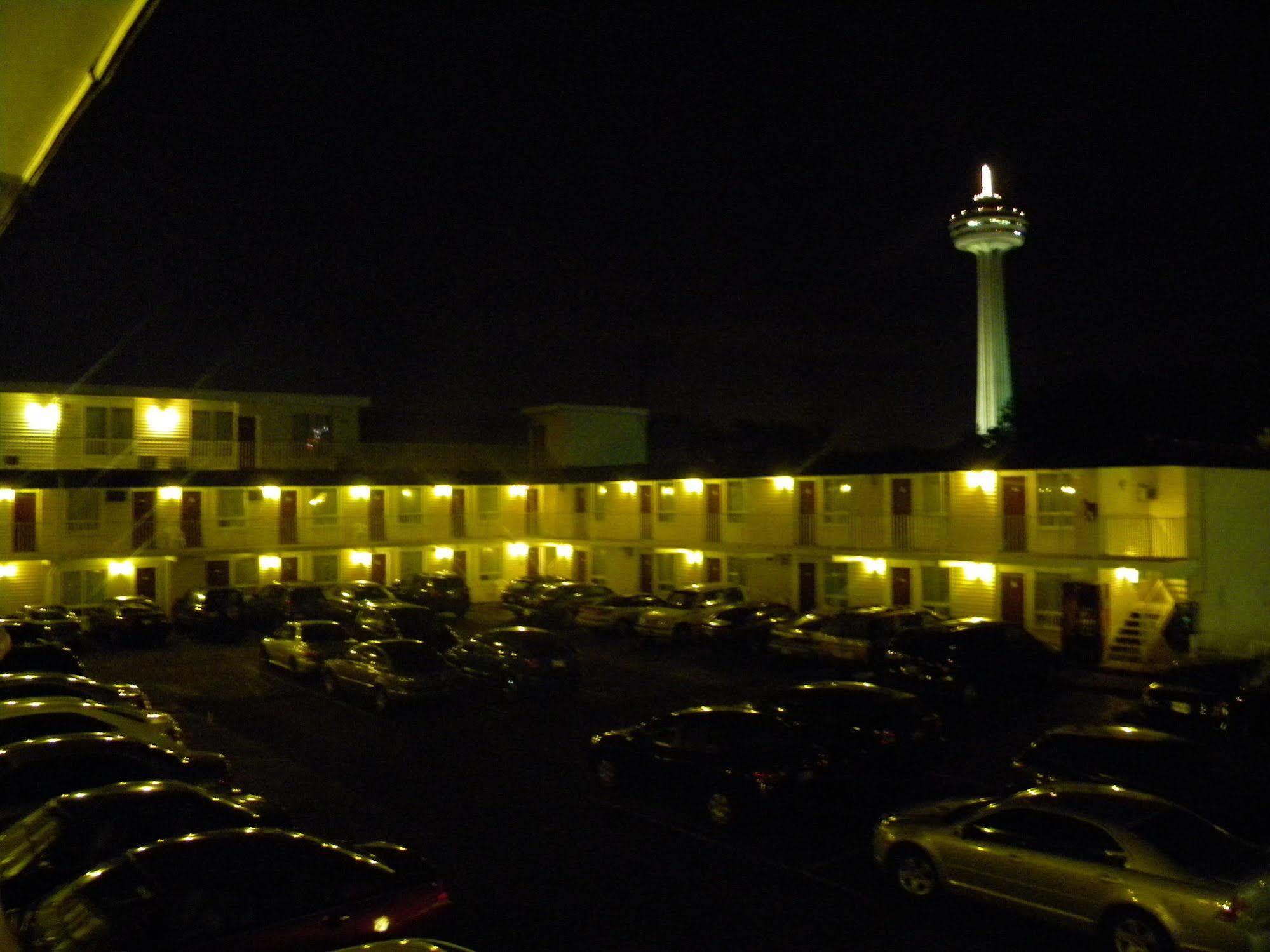 Fairway Inn By The Falls Niagara-Fälle Exterior foto